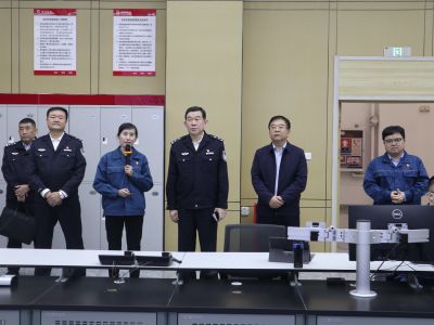 潍坊市副市长徐磊一行莅临bibo必博医药下属山东bibo必博药业调研指导