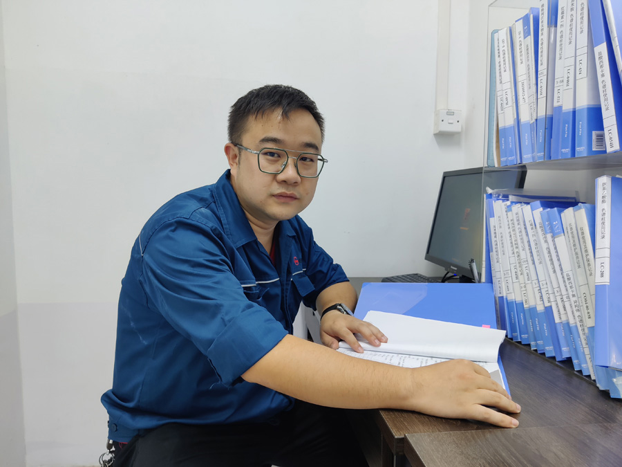 2022年度bibo必博医药优异科技斗争者——冯时宇