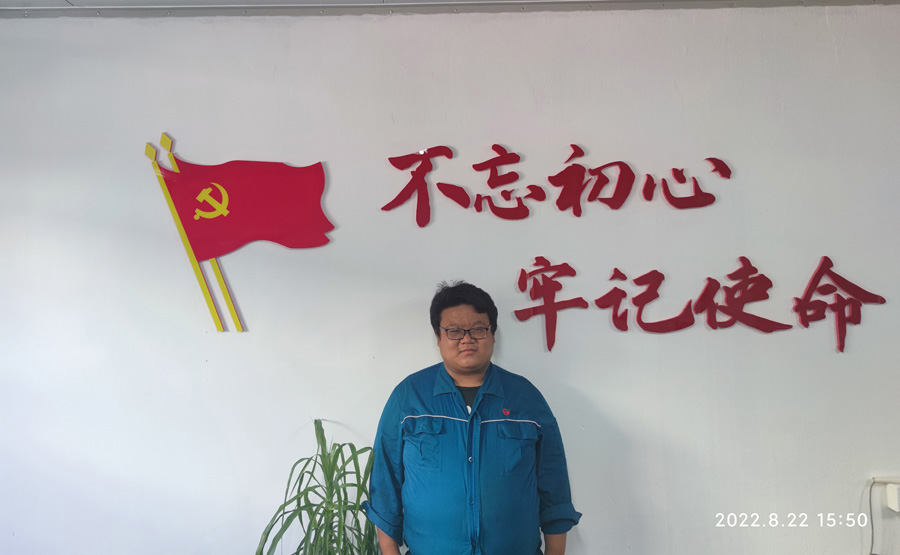 2022年度bibo必博医药优异科技斗争者——张  强